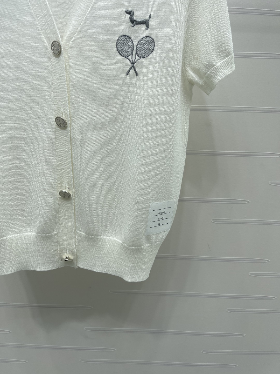 Women's short sleeves